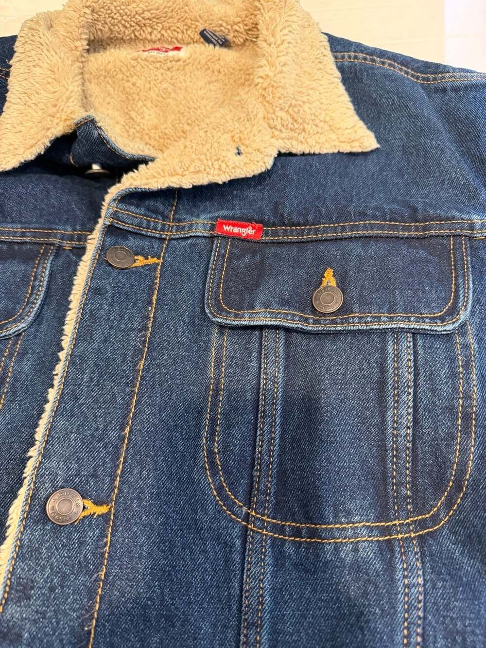 Wrangler Men's Sherpa Lined Denim Trucker Jacket - Picture 9 of 12